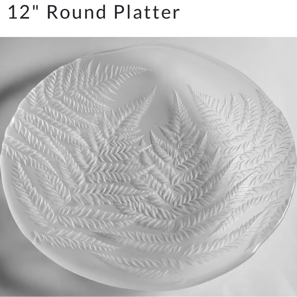 Hoya Frosted Crystal Fern Patterned Glass Serving Plate
